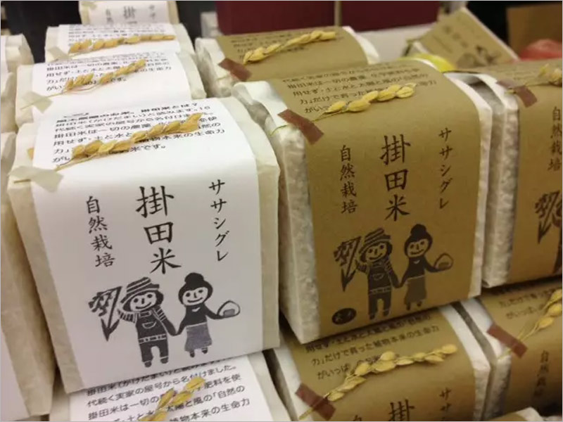 日本大米包裝設(shè)計(jì)——簡(jiǎn)潔自然的設(shè)計(jì)風(fēng)格！